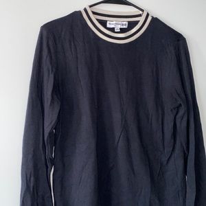 Uniqlo shirt